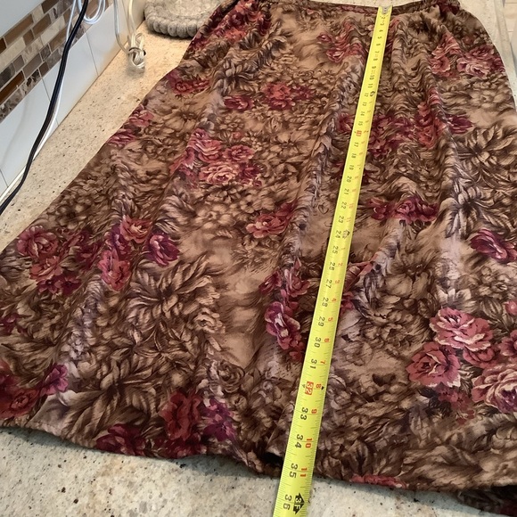 Laura Scott Vintage Midi Skirt Brown Red Floral Size 20W - Picture 5 of 5